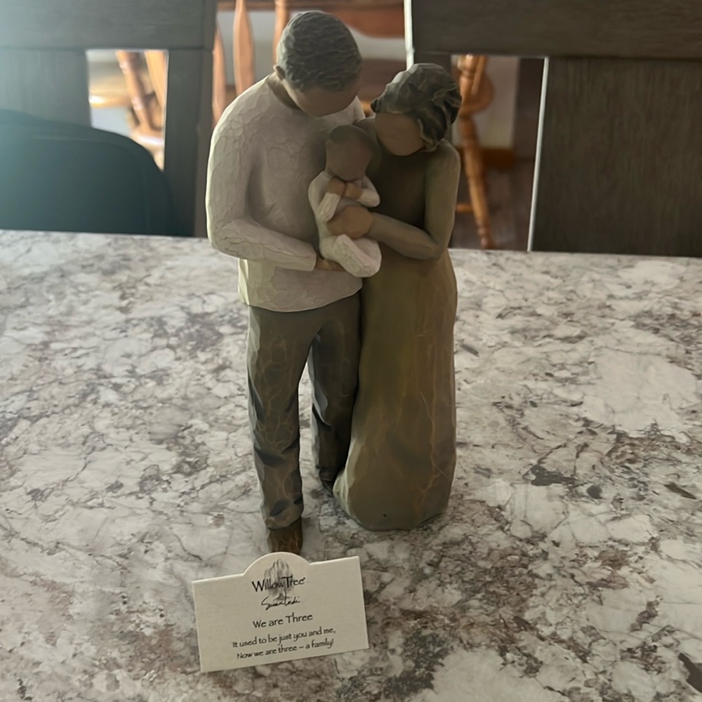 Willow Tree figurine. “We are Three”